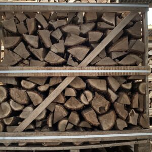 Kiln Dried Oak 10” Logs in Crate plus a FREE JUMBO BAG KINDLING & SAMBA FIRELIGHTERS (64) Best value in the UK