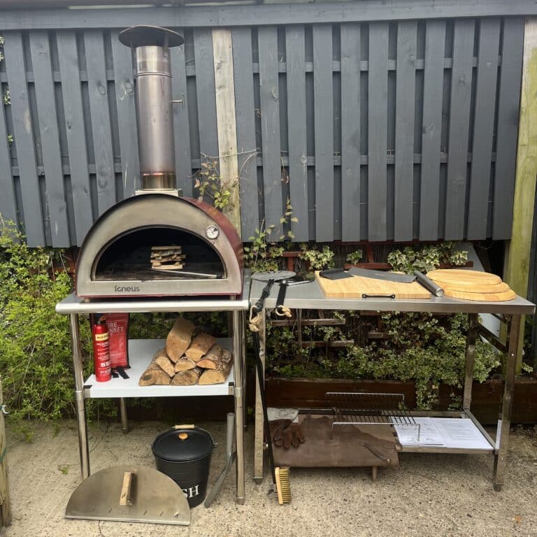 PIZZA OVEN FOR HIRE | Pizza Oven Rental - Staffordshire Kindling Supplies